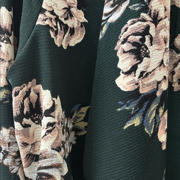 Iris Black Floral Blazer - Picture 3 of 4